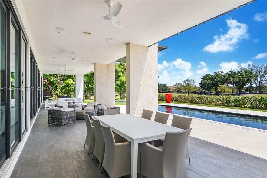 Building Photo - 7210 S Prestwick Pl