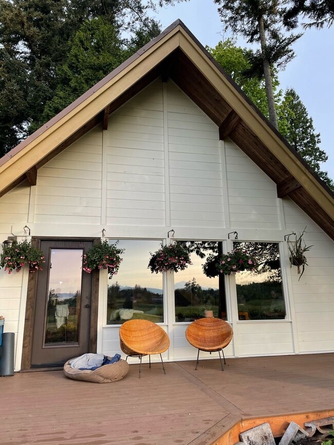 Building Photo - Charming 2-Bedroom Retreat in Ferndale