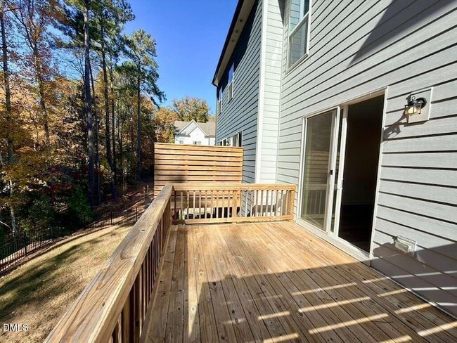 Building Photo - 1802 Stroup St