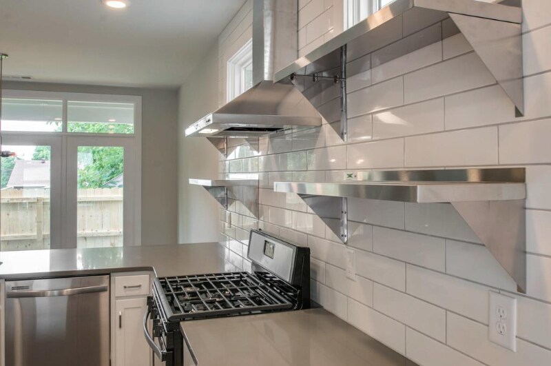 Building Photo - 221 Gentry Ave