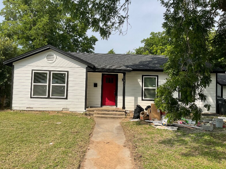 Primary Photo - 1709 Nelva St