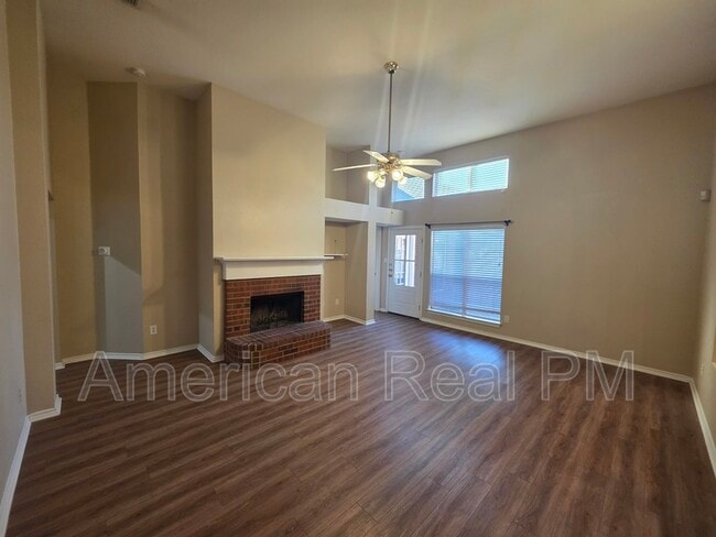 Building Photo - 8209 Bulrush Dr