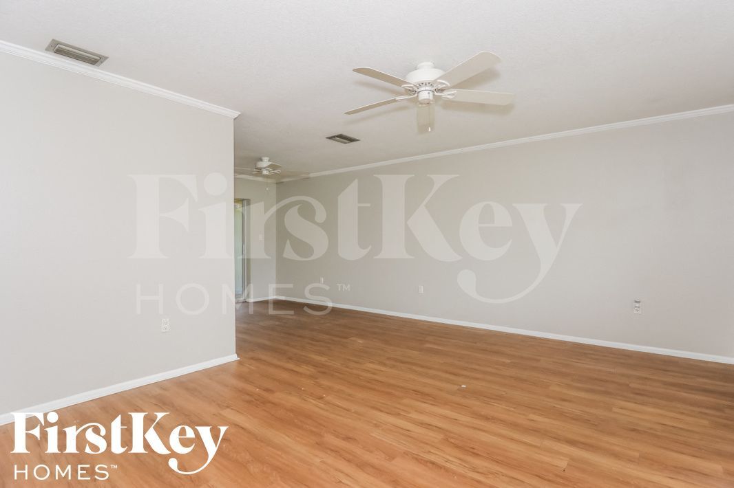 Building Photo - 964 Roseway Terrace NW