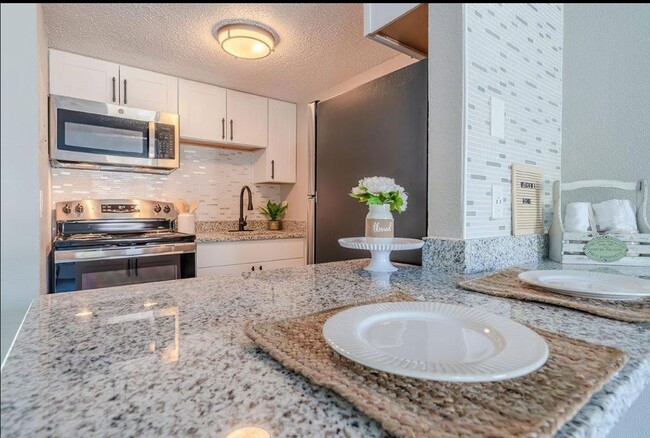 1 BR Kitchen - One at Mandarin