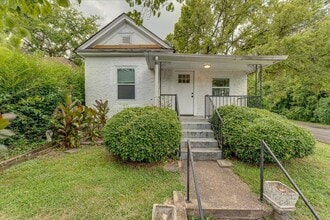 Building Photo - Charming Craftsman Bungalow — 727?N?Holly?...