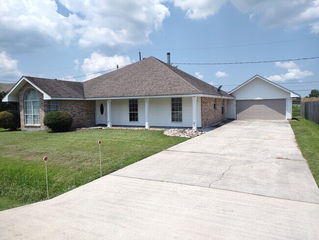 Primary Photo - 108 Beaupre Dr
