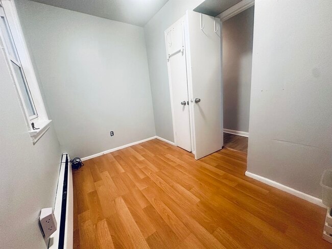 Building Photo - 97 Sanford Pl