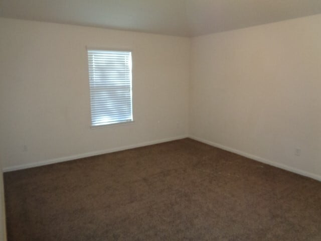 Building Photo - 12079 La Salle Oaks