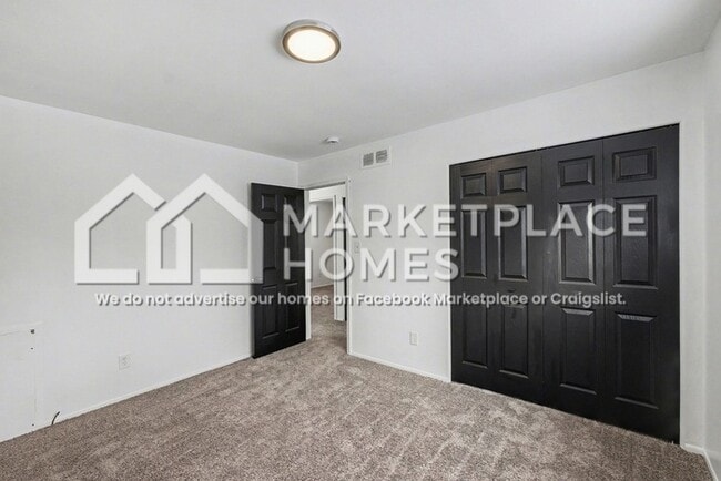 Building Photo - 19422 Algonac St