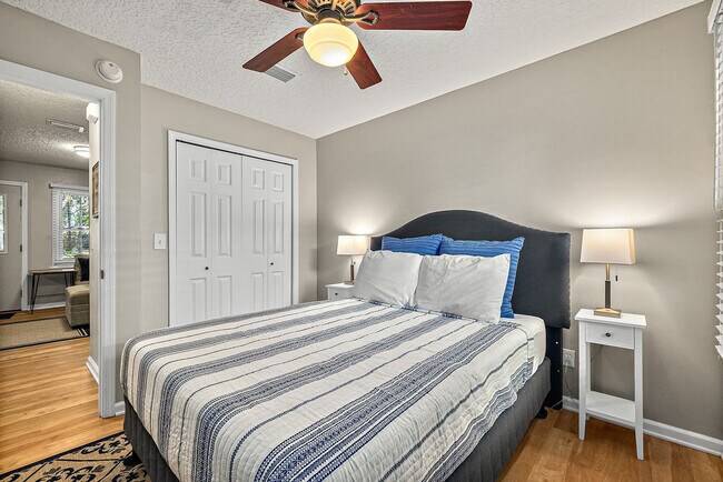 Building Photo - 12 Sylvan Dr