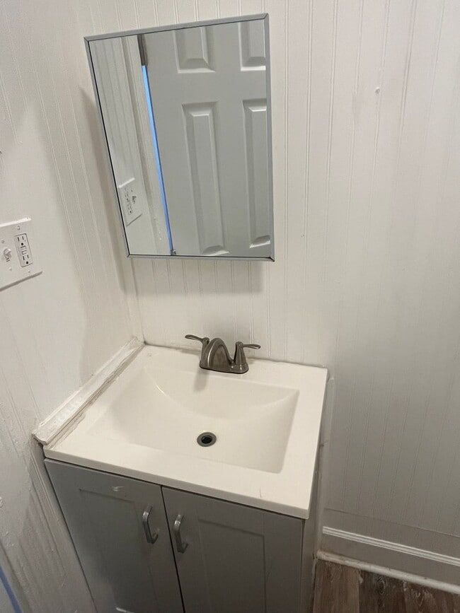 Building Photo - 1918 Penrose Ave