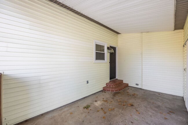 Building Photo - Now Available for Rent in Norfolk!