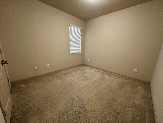 Building Photo - 5415 Sunfall Bend Ln