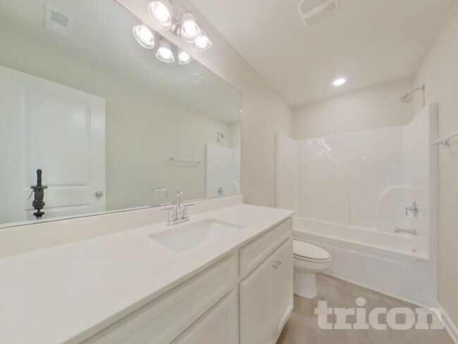 Building Photo - 80 Leyland Ct