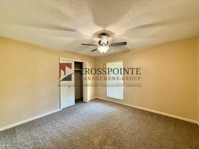 Building Photo - Wonderful updated home near UT Tyler, Available!