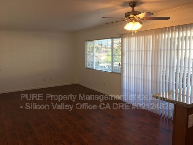 Building Photo - 4658 W Campbell Ave