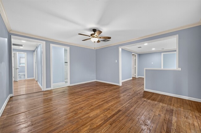 Building Photo - 4715 Chapman St