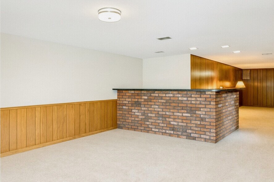 Building Photo - 8413 Old Boundary Rd