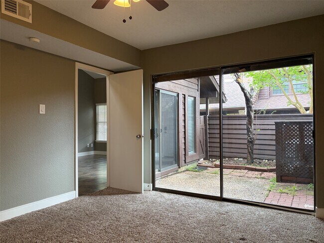 Building Photo - 2611 Grants Lake Blvd