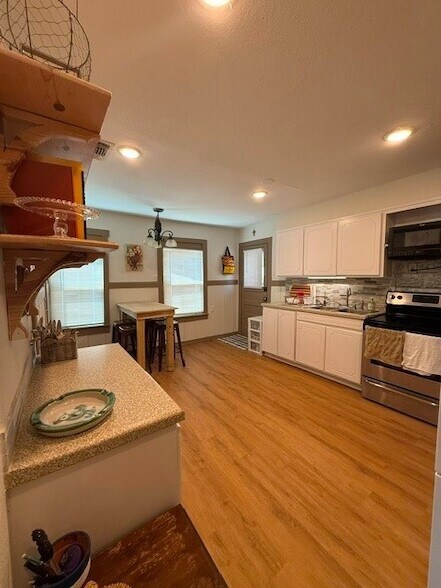 Building Photo - 6870 Briar Rd