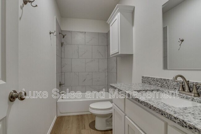 Building Photo - 11611 Mackenzie Wy