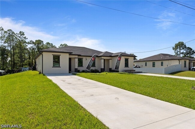 Building Photo - 907 Homestead Rd S
