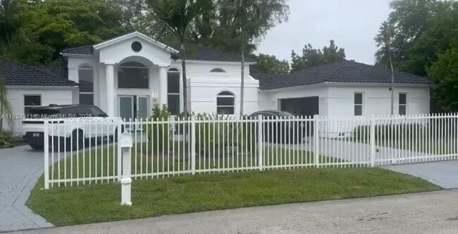 Primary Photo - 18420 SW 77th Ct