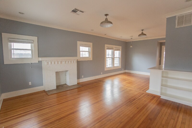 Building Photo - 1412 S St Louis Ave