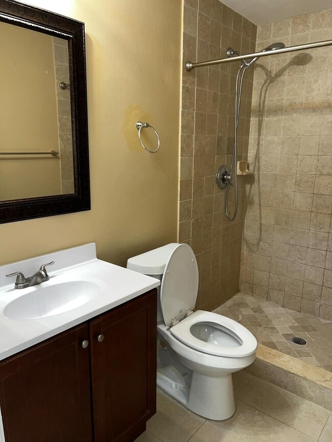 Building Photo - 8362 Dynasty Dr