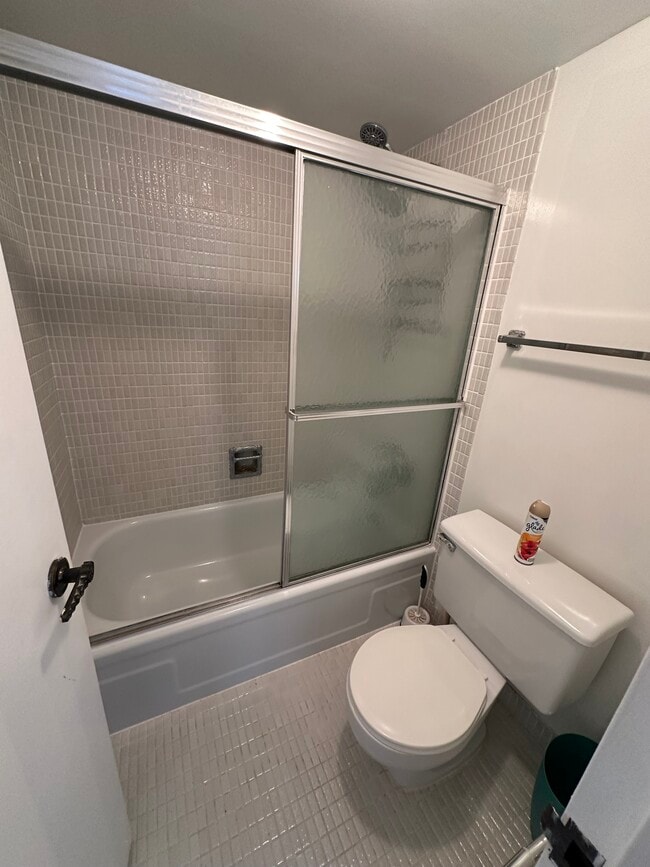 Building Photo - 9511 Collins Ave