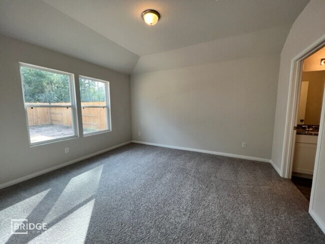 Building Photo - 17363 Cedar Crest Dr. Conroe Tx 77306