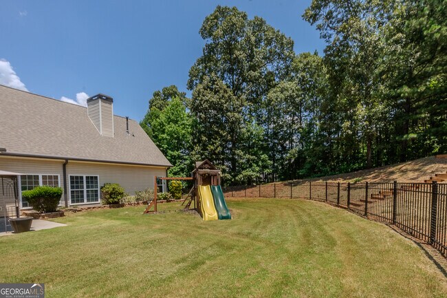 Building Photo - 120 Rosebay Ln