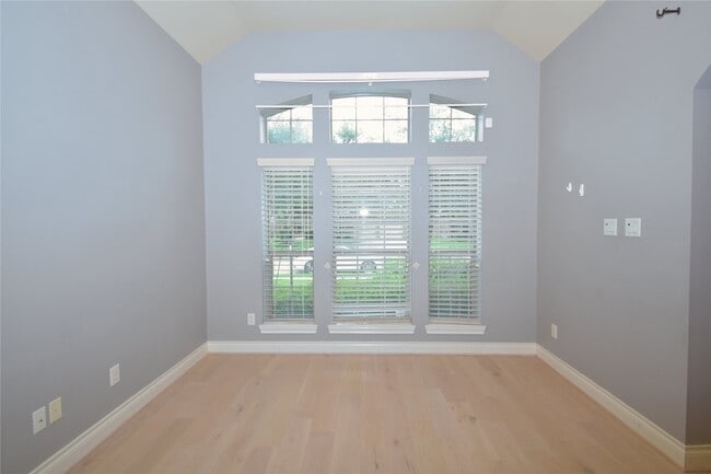 Building Photo - 13611 Summer Cloud Ln
