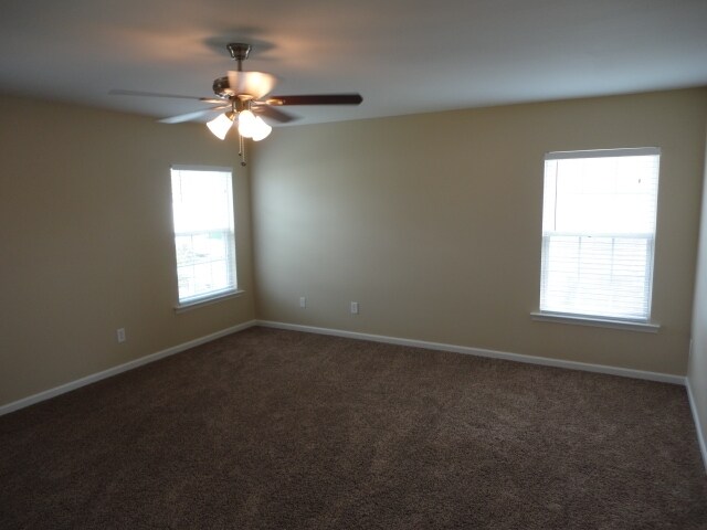 Building Photo - 238 Larktree Ln