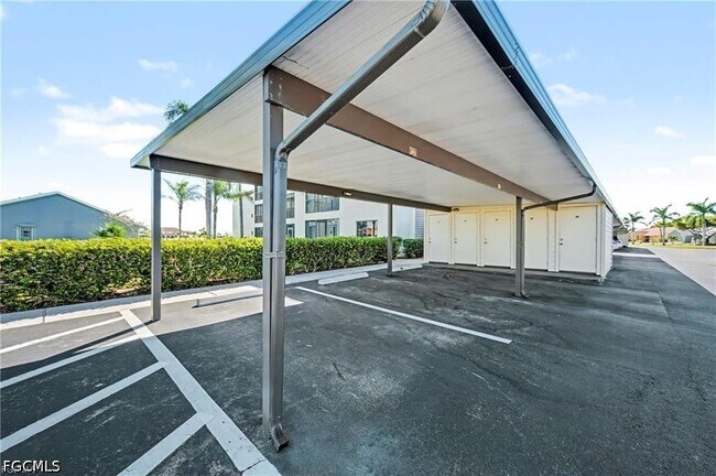 Building Photo - 11170 Caravel Cir