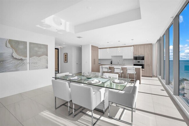 Building Photo - 151 N Seabreeze Blvd