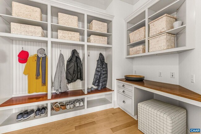 Building Photo - 000 Ragged Mountain Dr