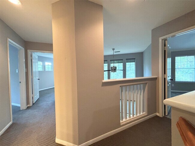 Building Photo - 21 Stone Creek Pl