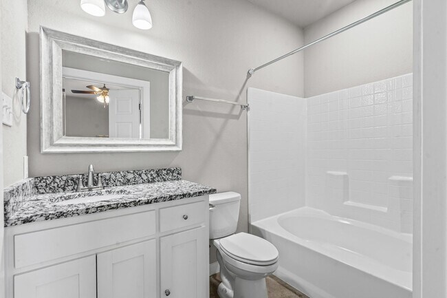 Building Photo - Amazing in Alvarado