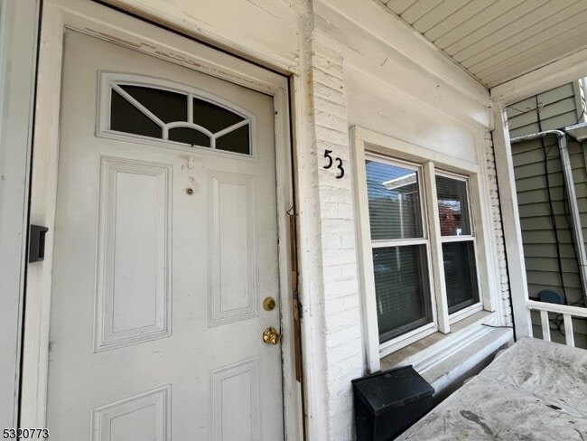 Building Photo - 53-53 Glen Ave