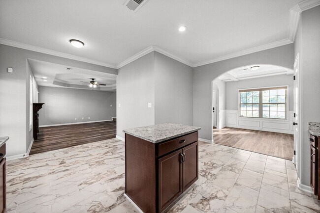 Building Photo - 1378 Dan Brown Dr