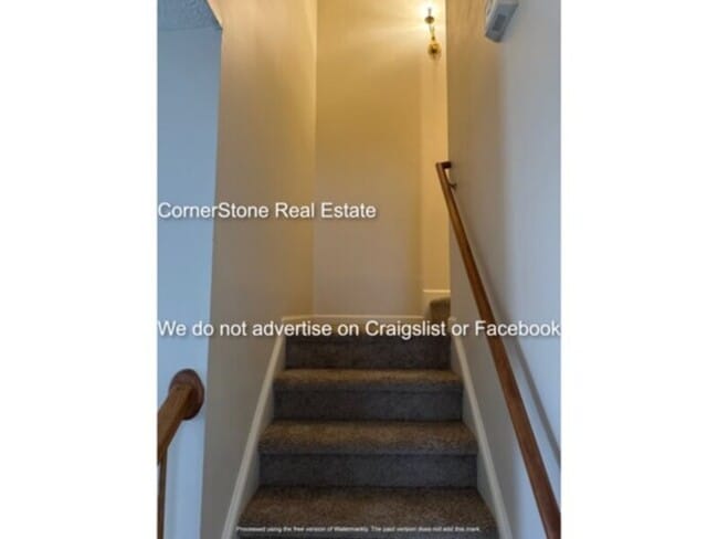 Building Photo - 422 Murray Fork Dr