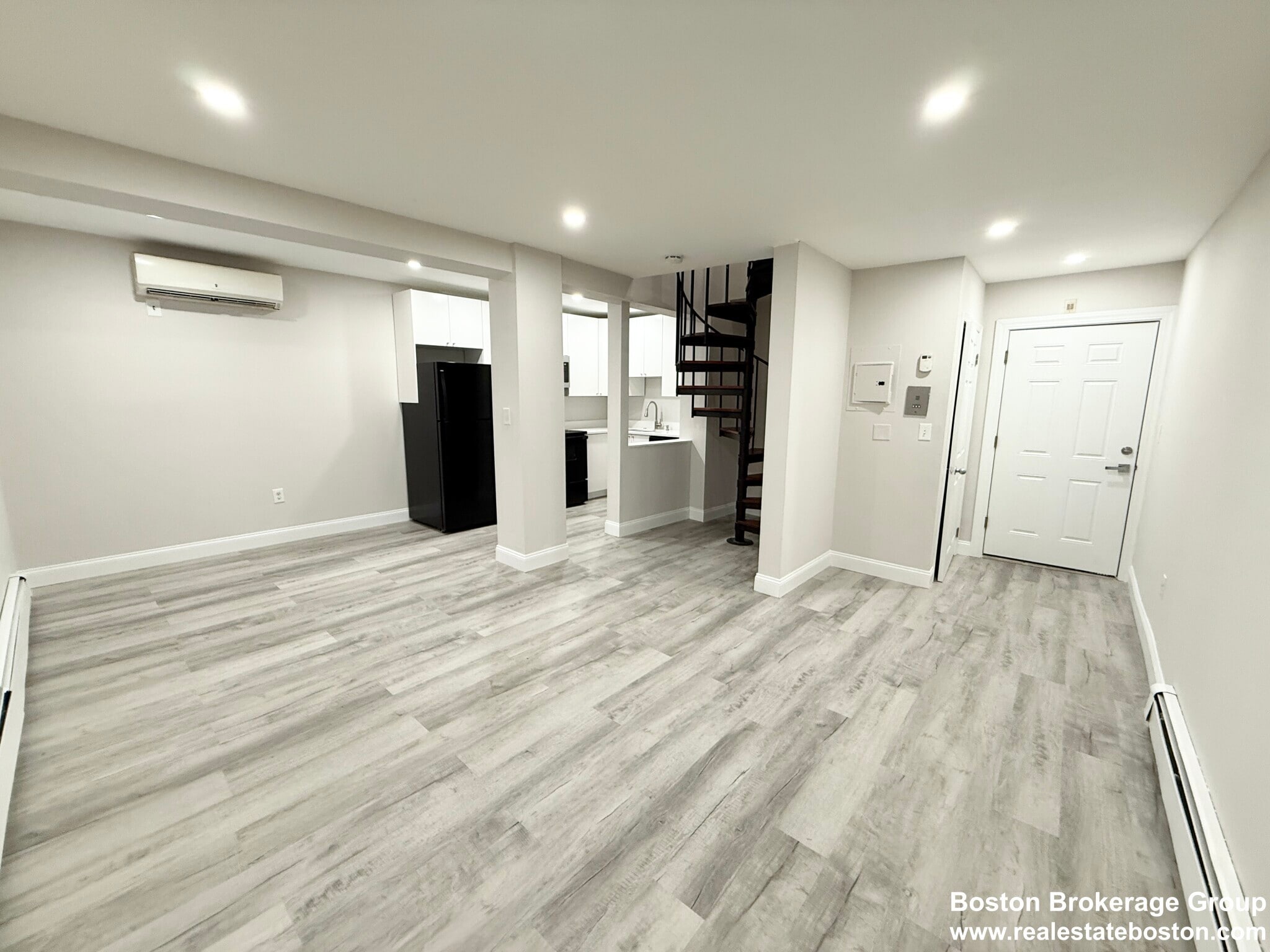 Building Photo - 15 Ruggles St