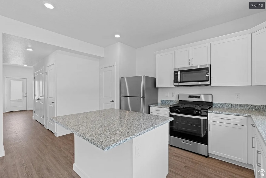 Building Photo - 7261 N Escalante Dr