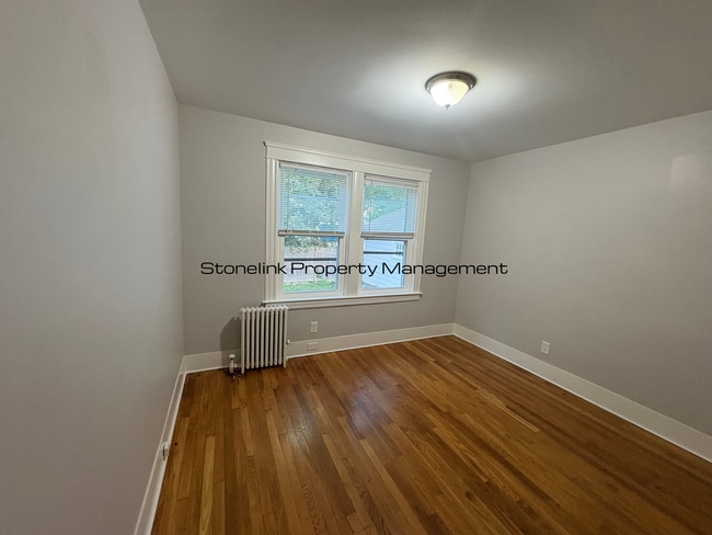 Building Photo - Newly Renovated Single Family Home For Ren...