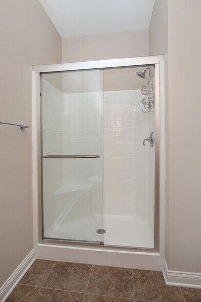 Building Photo - 517 N Park Ave