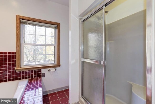 Building Photo - 2310 Cool Spring Rd