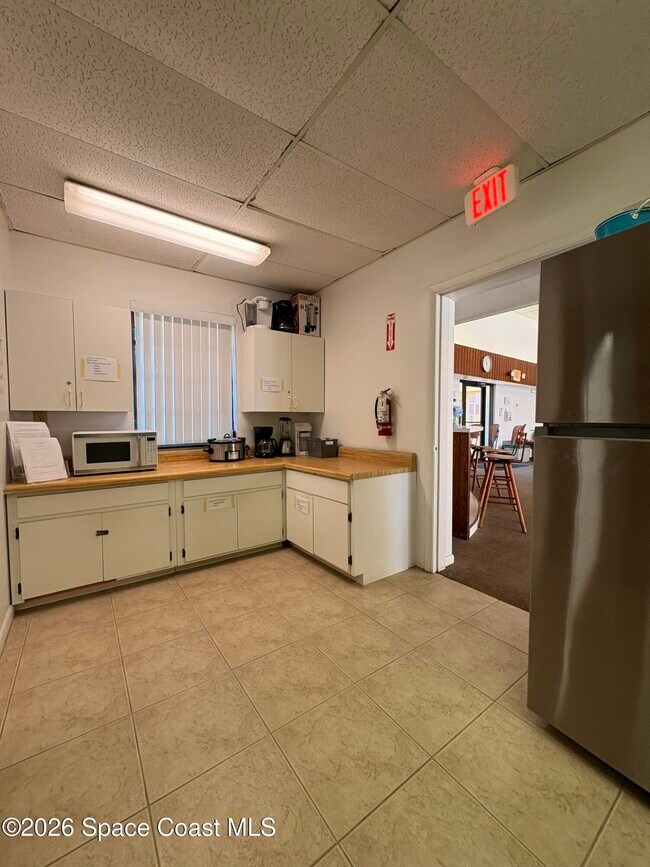 Building Photo - 2700 N Hwy A1A