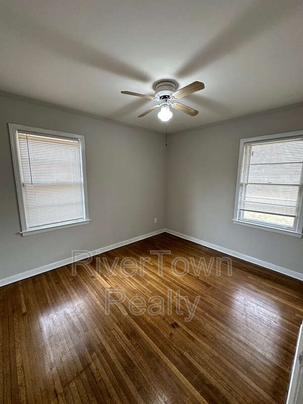 Building Photo - 4672 Willow Rd