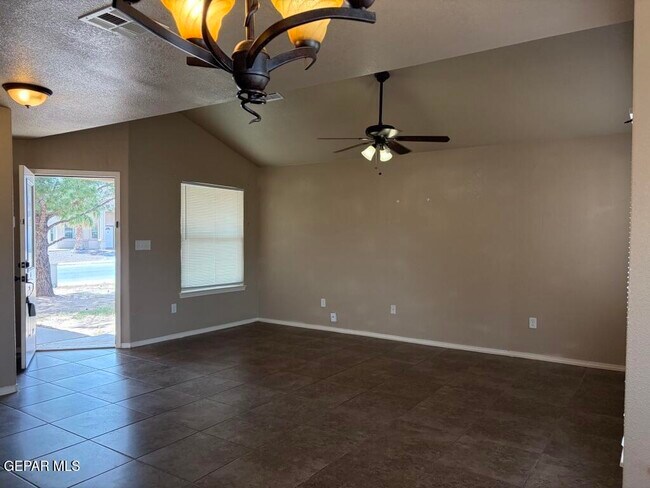 Building Photo - 7029 Copper Town Dr